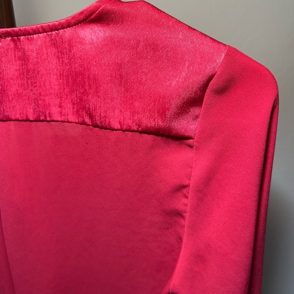 Elegant Pink Shirt - Picture 4 of 4